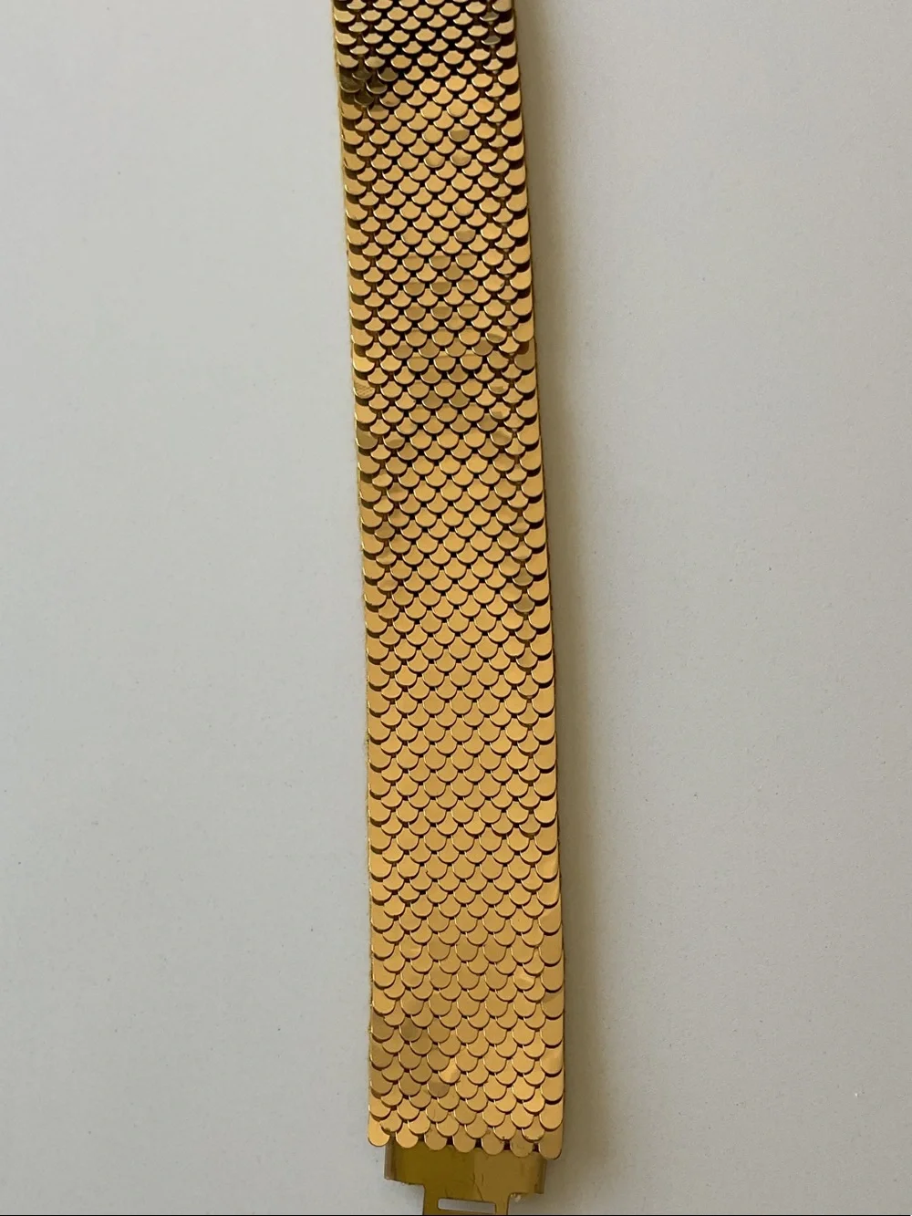 Vintage Fish Scale Stretch Belt Gold Mesh Belt with Metallic Accent unisex